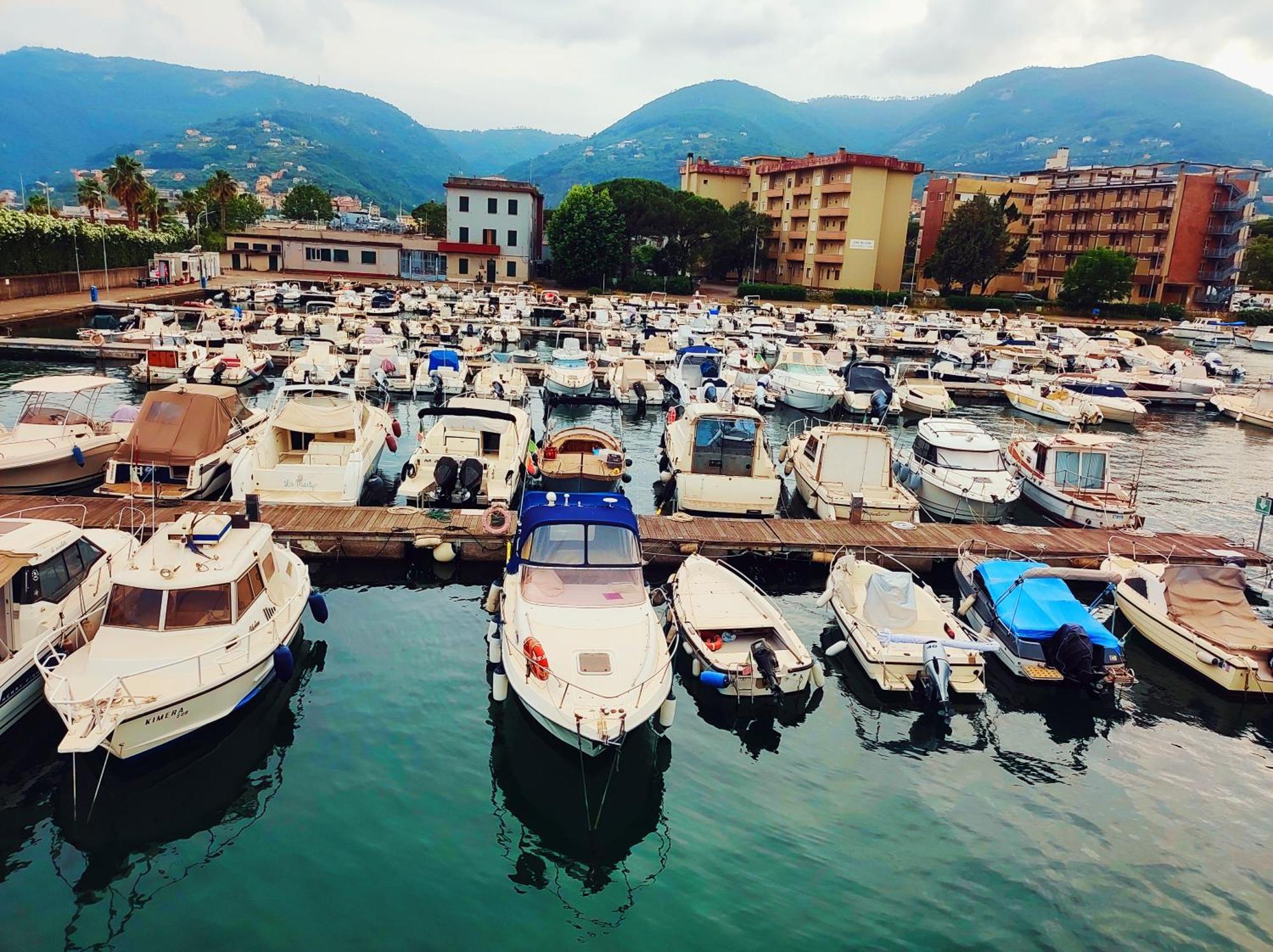 Casa Daisy Lägenhet La Spezia Exteriör bild