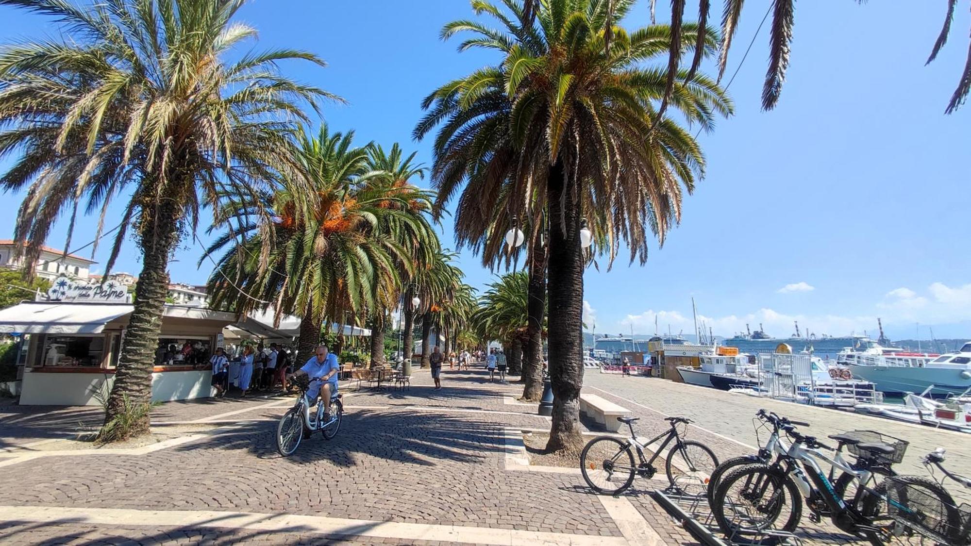 Casa Daisy Lägenhet La Spezia Exteriör bild